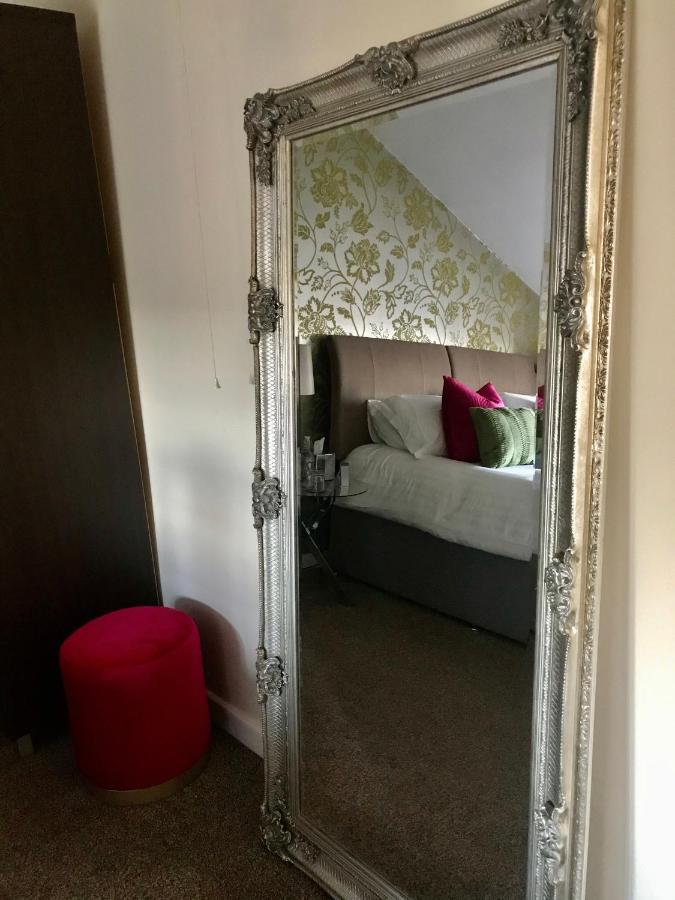Willow Cottage B&B Yeadon Eksteriør billede