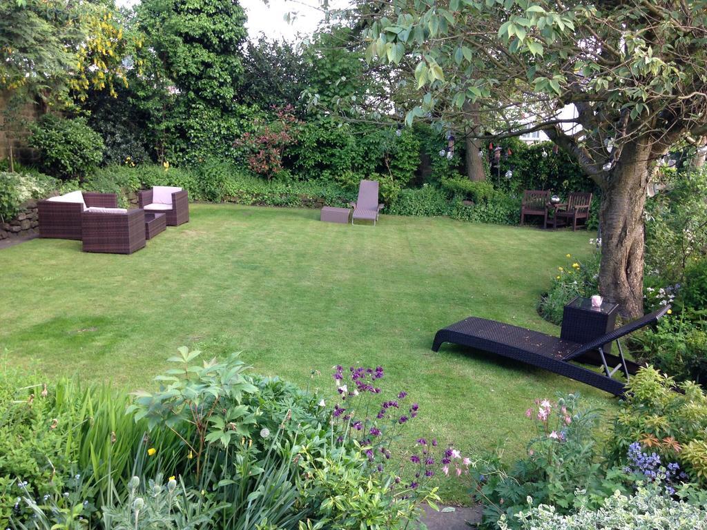 Willow Cottage B&B Yeadon Eksteriør billede