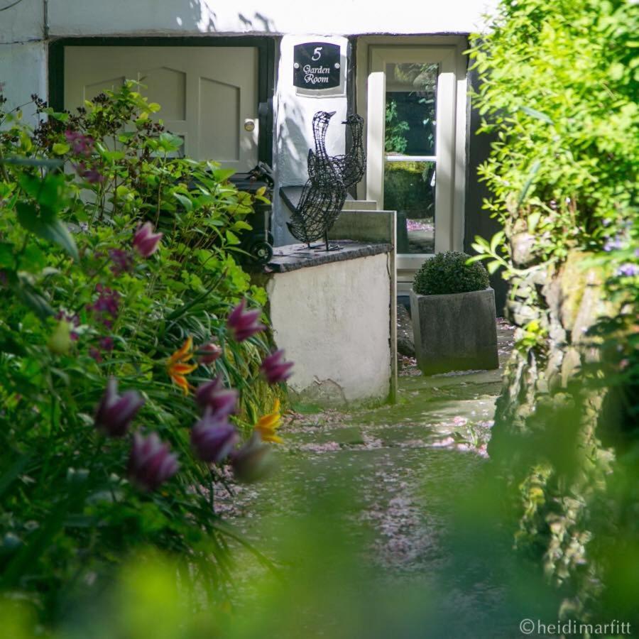 Willow Cottage B&B Yeadon Eksteriør billede